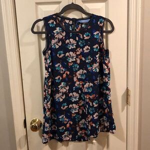 Simply Vera Floral Top